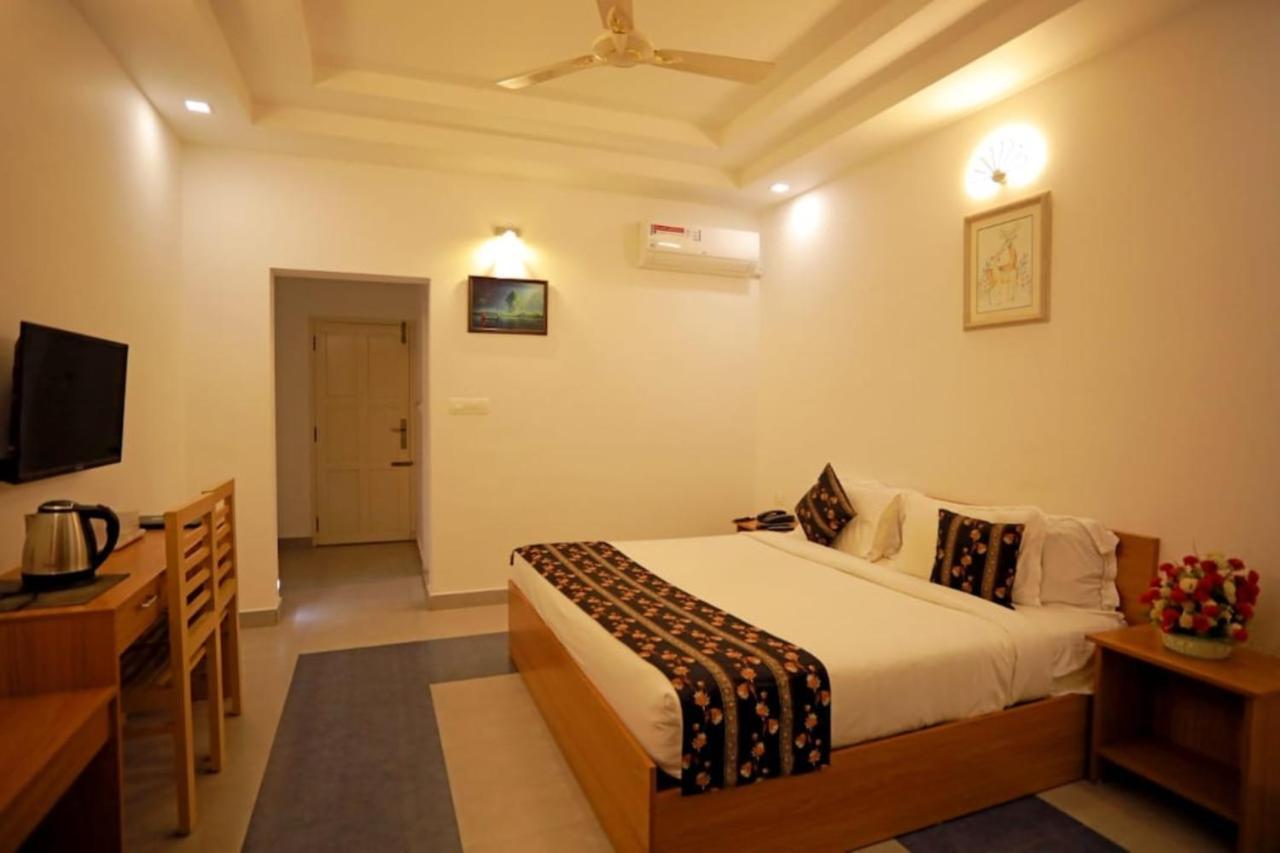Iceberg Hill View Resort Munnar Exterior foto