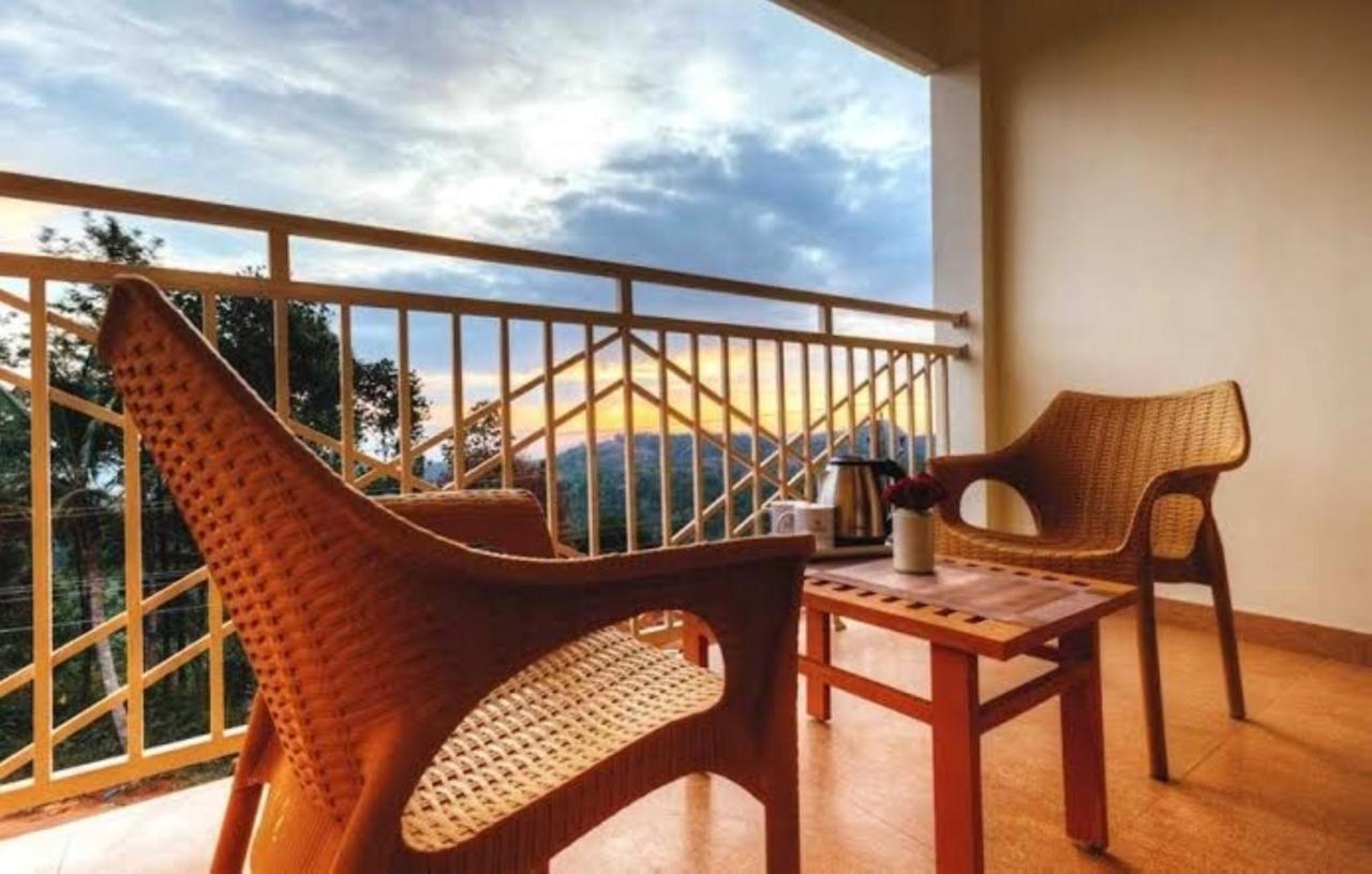 Iceberg Hill View Resort Munnar Exterior foto